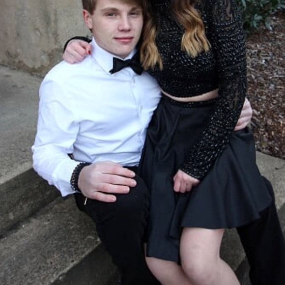 prom dress - Picture 3 of 5